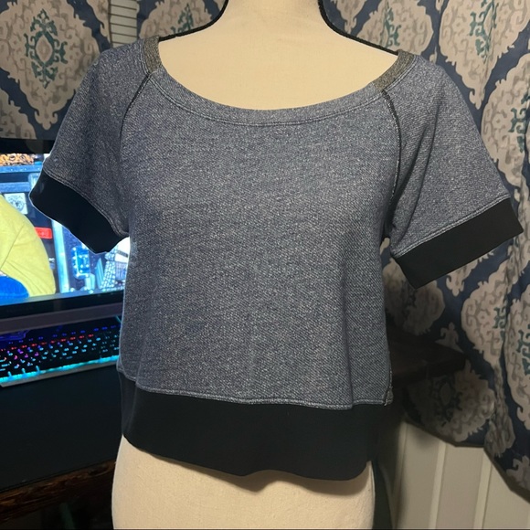 Lucy Activewear Blue and Grey Short Sleeve Tee - Picture 1 of 5